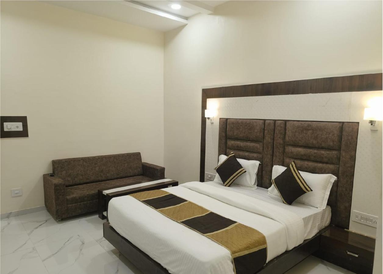 Hotel Villa Inn Ānand 외부 사진