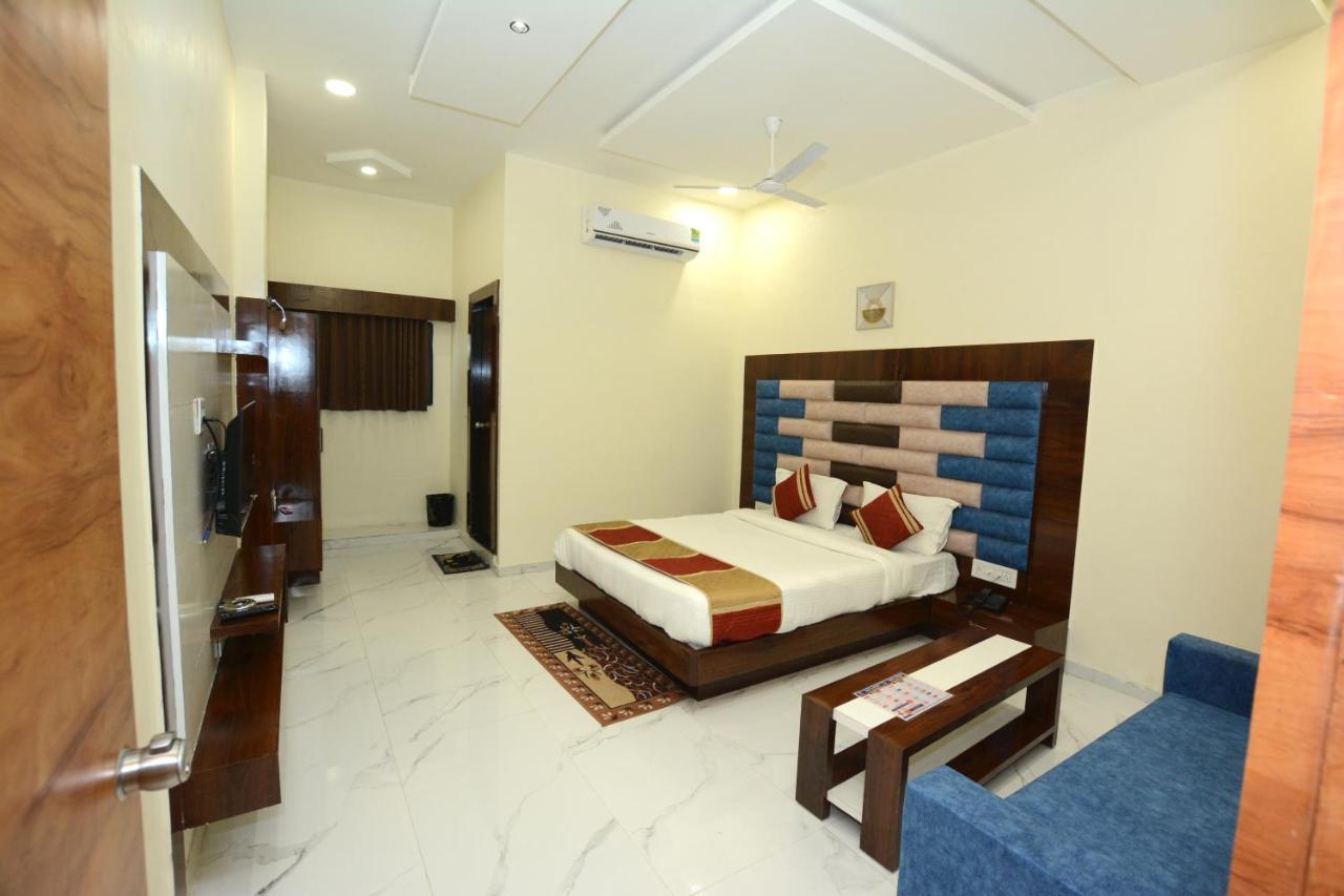 Hotel Villa Inn Ānand 외부 사진