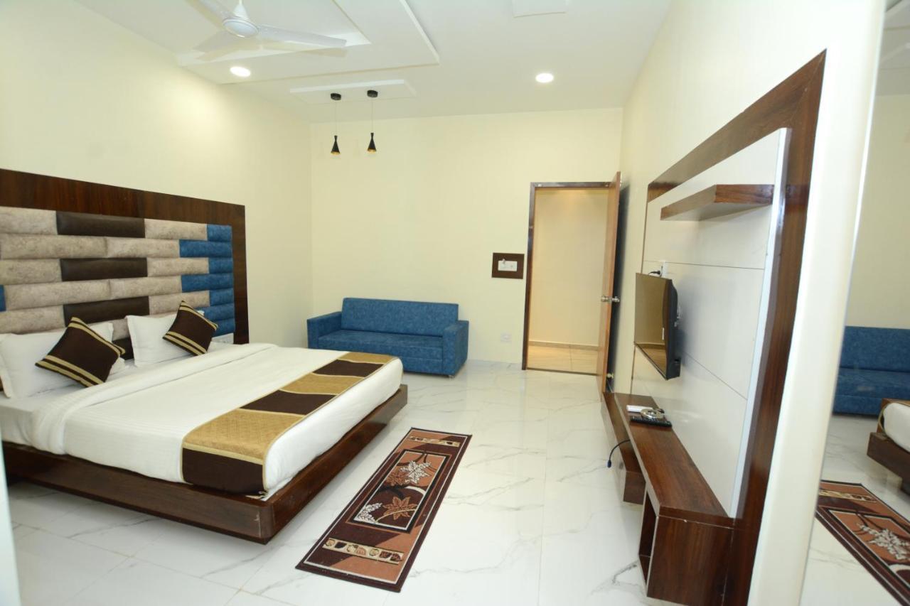 Hotel Villa Inn Ānand 외부 사진